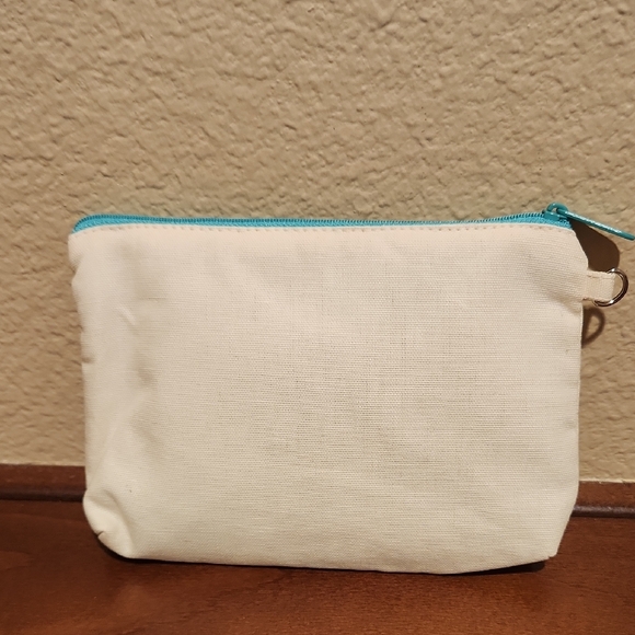 Thirty-One Accessory Bag with Colorful Turtle Design - Picture 5 of 5